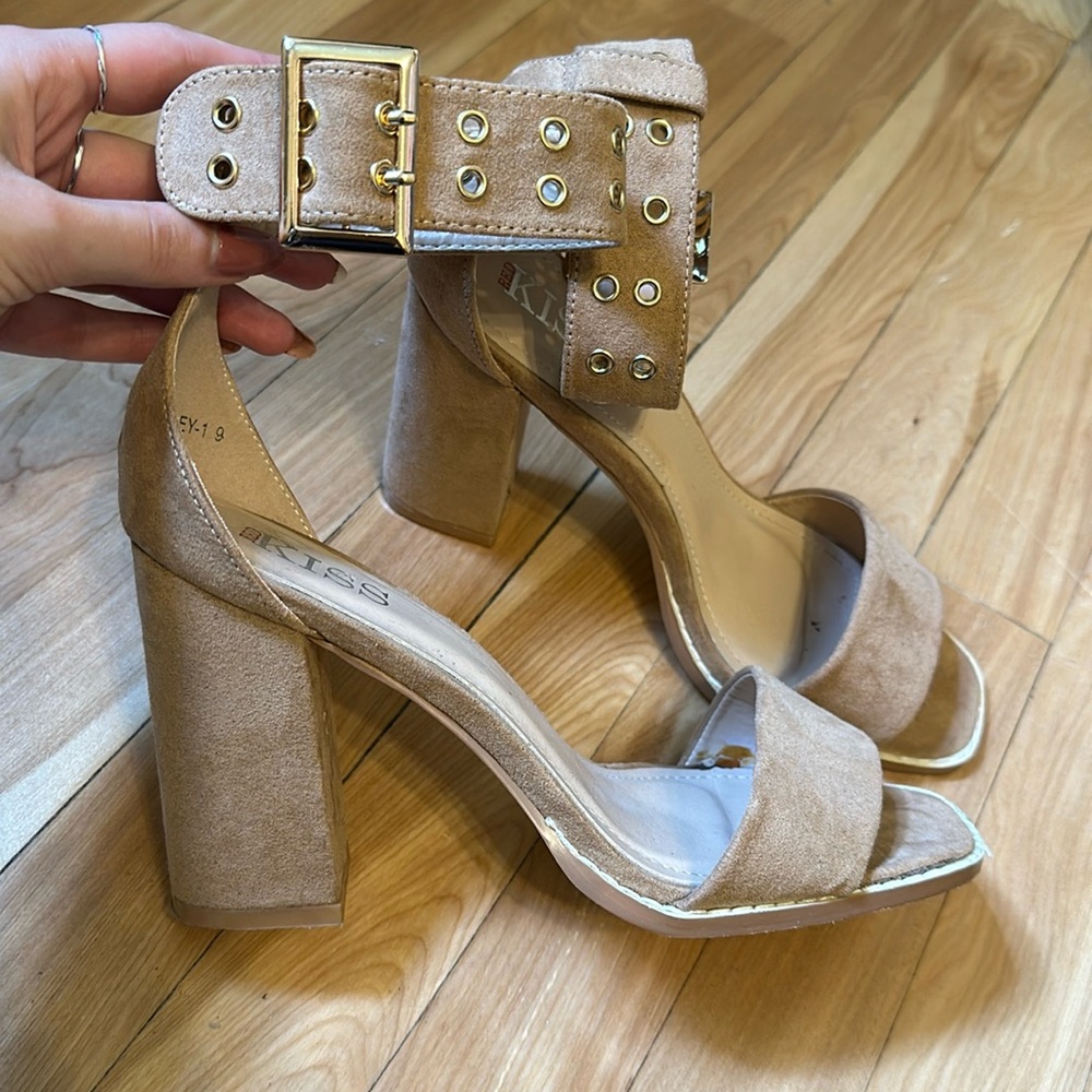 Nude heels